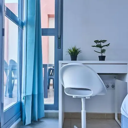 公寓 Stunning Penthouse Terrace & Pool , Free Parking 维拉