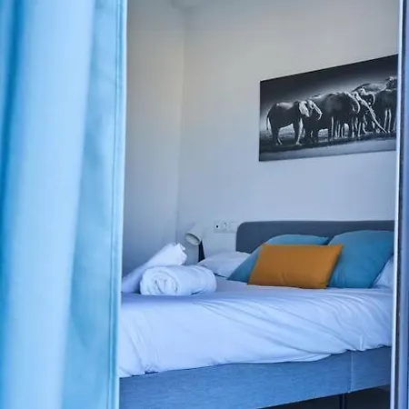 Stunning Penthouse Terrace & Pool , Free Parking * 维拉