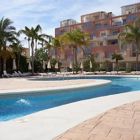 Stunning Penthouse Terrace & Pool , Free Parking 公寓