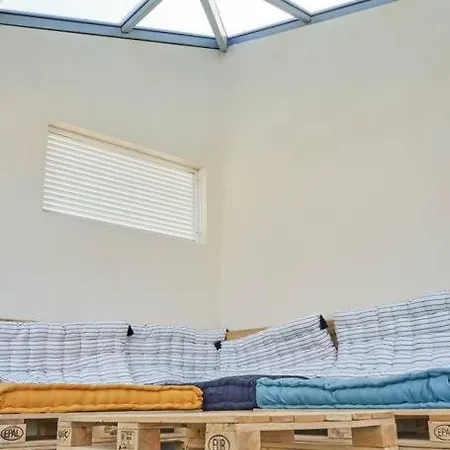 Stunning Penthouse Terrace & Pool , Free Parking *